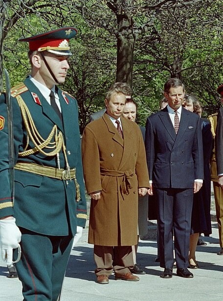 Dictatorul Rusiei, Putin, în tinereţe Dictatorul Rusiei, Putin, în tinereţe