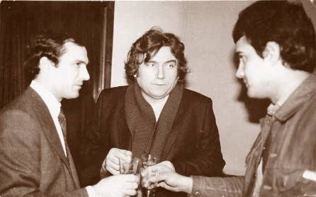 Nicu Ceausescu (stanga) si Adrian Paunescu (in mijloc)